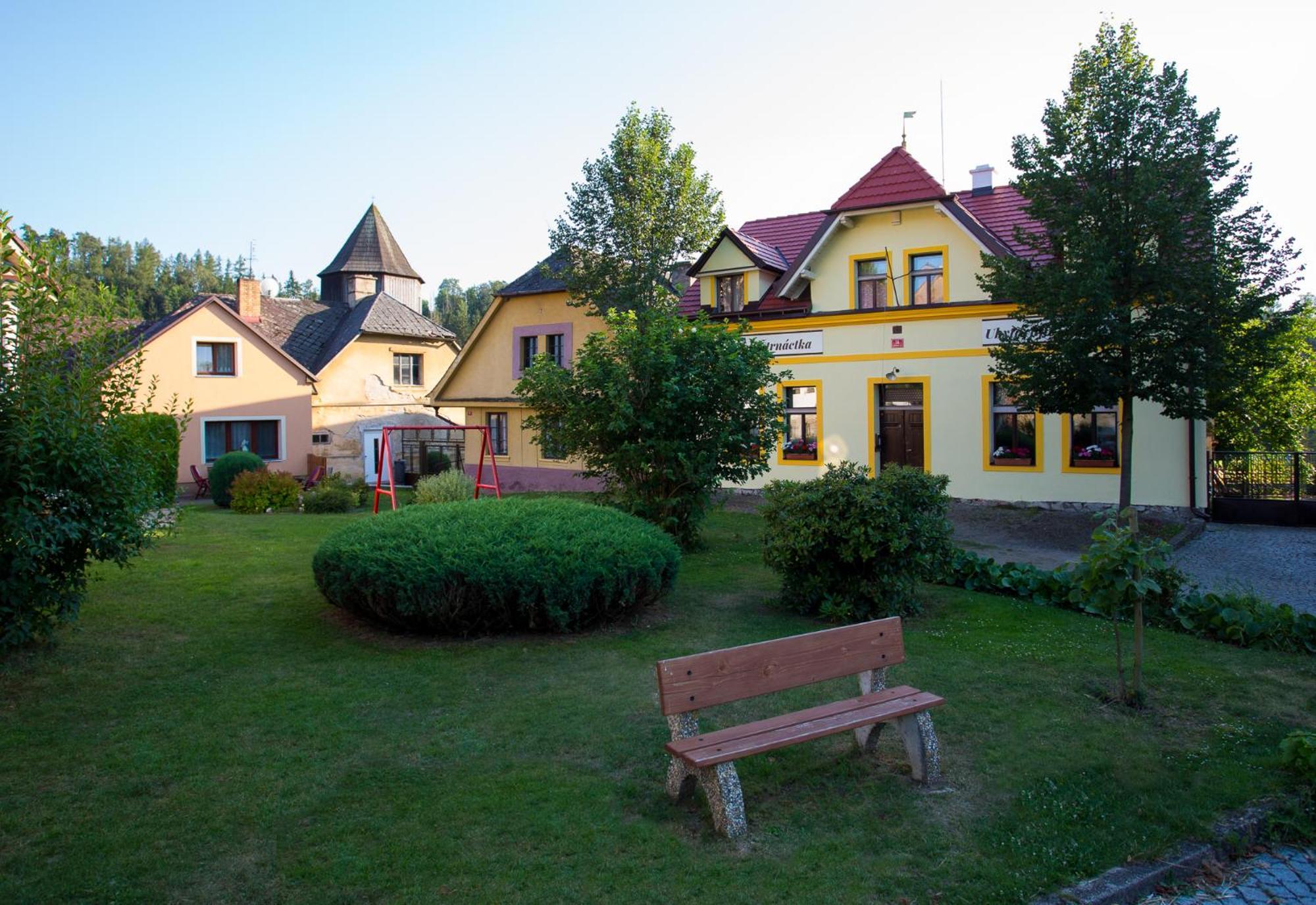 Penzion Ctrnactka Rataje nad Sázavou Buitenkant foto